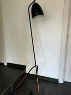 Indutrial look staande lamp, Huis en Inrichting, Lampen | Vloerlampen, Ophalen, Zo goed als nieuw