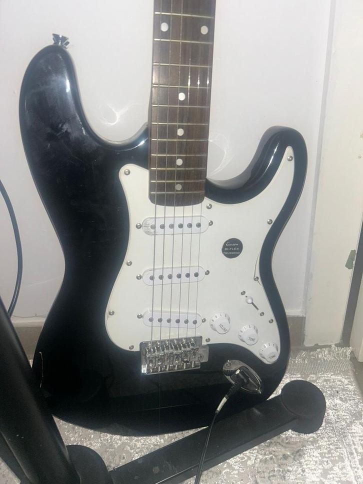 GUITARE ÉLECTRIQUE Tenson, Musique & Instruments, Instruments à corde | Guitares | Électriques, Comme neuf, Enlèvement