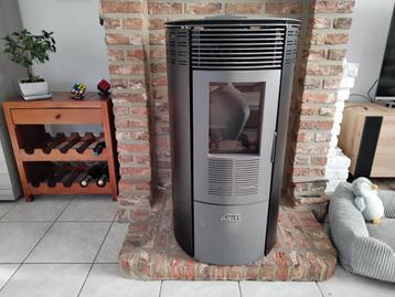 Poêle à pelet Artel, Huis en Inrichting, Kachels, Ophalen, Zo goed als nieuw, Elektrisch, Pelletkachel