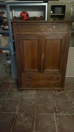 Antieke kast in goede staat., Antiek en Kunst, Ophalen