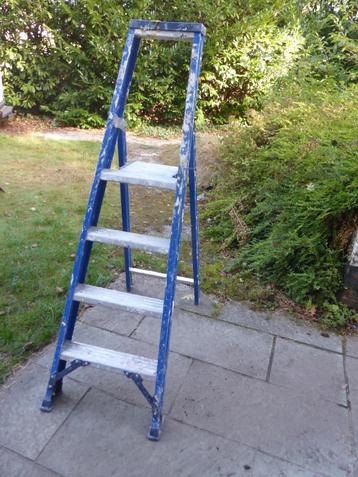 alu trapladder DAS HERCULES 4 treden beschikbaar voor biedingen