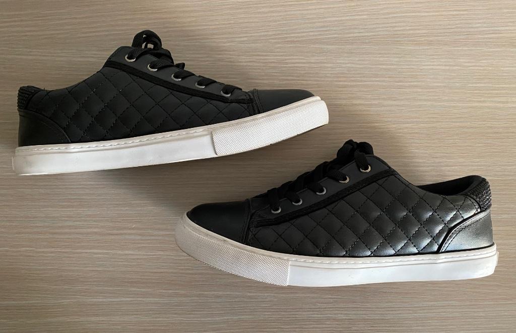 Zwarte sneakers Guess maat 40, Guess, Verzenden, Zwart, Nieuw