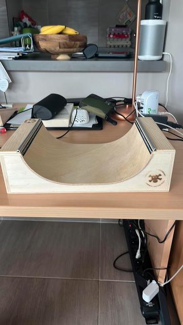 Fingerboard +(park)? beschikbaar voor biedingen