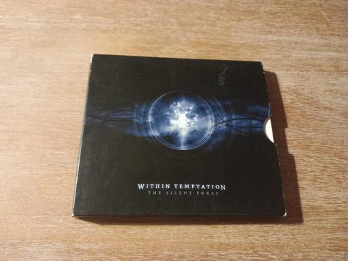 CD : Within Temptation - Silent Force Premium, Cd's en Dvd's, Cd's | Hardrock en Metal, Zo goed als nieuw, Boxset, Ophalen of Verzenden