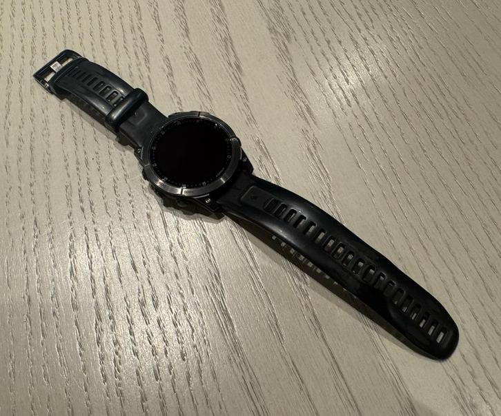 Garmin Epix Gen 2 Sapphire Titanium, Handtassen en Accessoires, Sporthorloges, Gebruikt, Zwart, Afstand, Calorieverbanding, Conditie