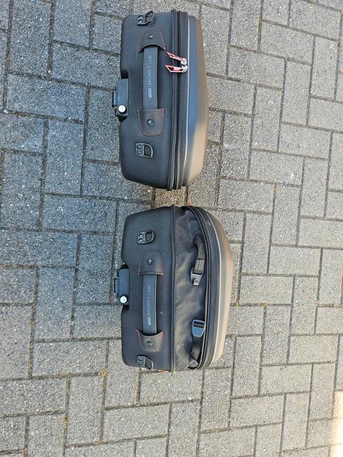 Givi sport T easy lock XST609, Motoren, Accessoires | Koffers en Tassen, Zo goed als nieuw, Ophalen