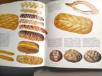 boek: de wereld van het brood/Wilhelm Ziehr+ Bij de bakker, Ophalen of Verzenden, Gelezen, Dieet en Voeding