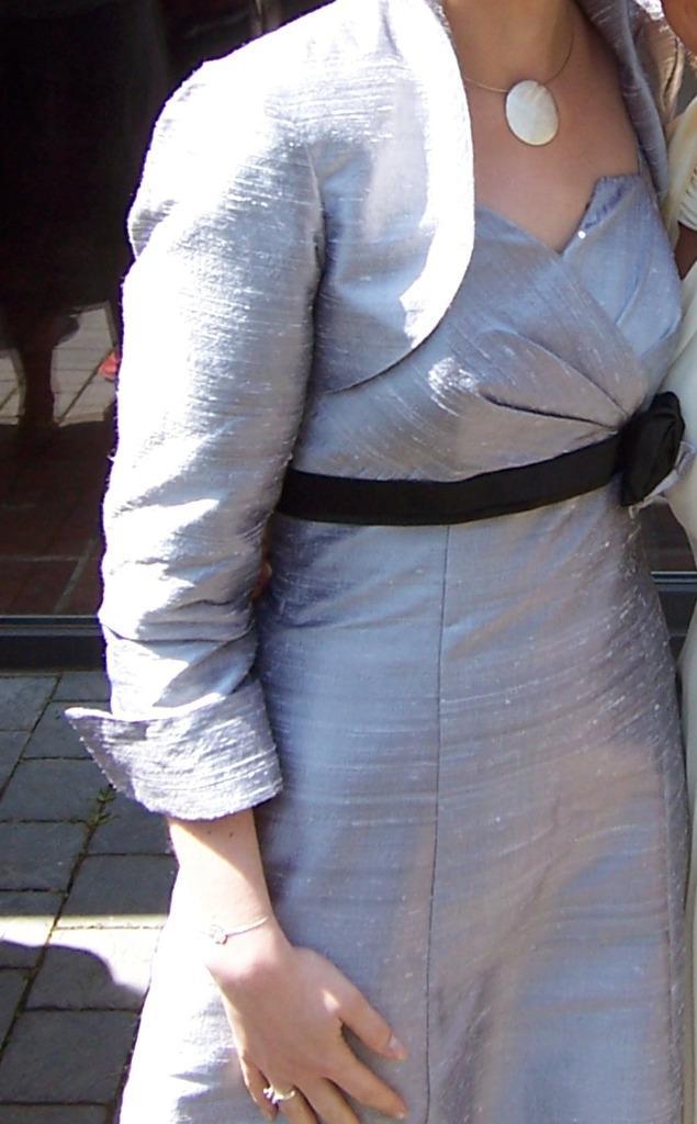 Robe de cocktail Clairmodel taille 36, Kleding | Dames, Gelegenheidskleding, Zo goed als nieuw, Cocktailjurk, Maat 36 (S), Grijs