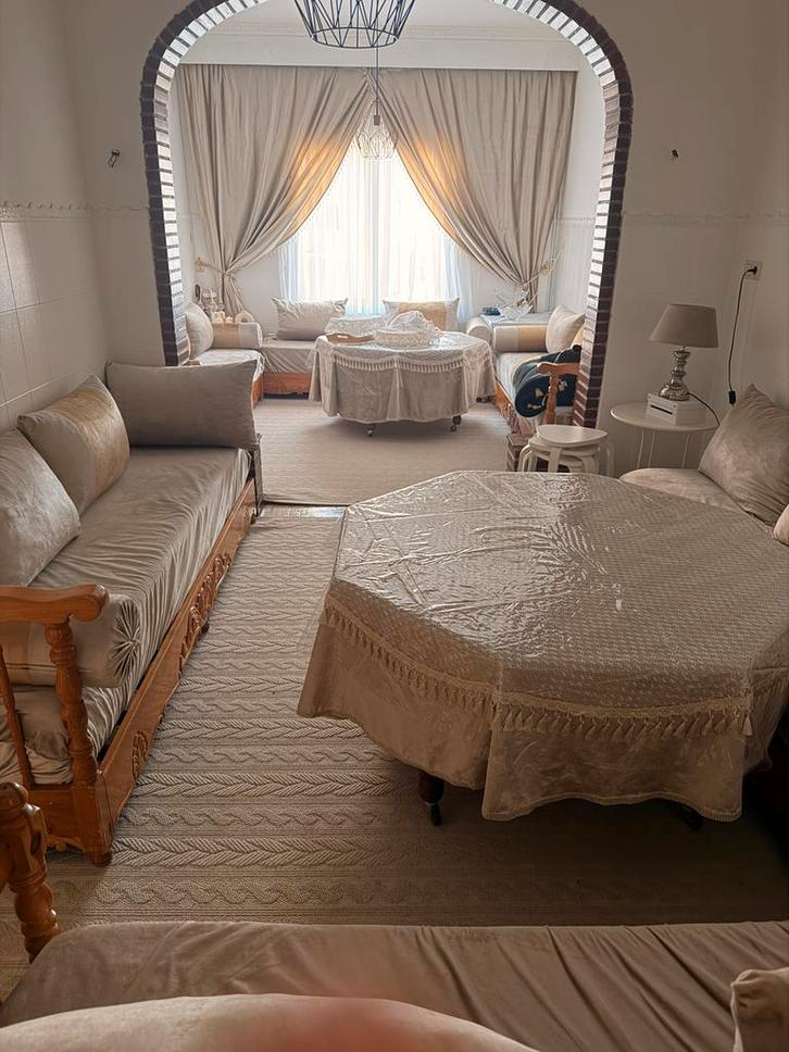 Klassieke Marokkaanse zithoek in massief hout – compleet, Huis en Inrichting, Zetels | Complete zithoeken, Zo goed als nieuw, Hout