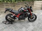 honda cb750 hornet **2300km** 4/2024 **nieuwe staat !! **, 2 cilinders, ABS, Motorrijbewijs A, Bedrijf