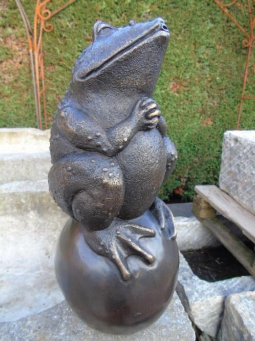 een kikker op een bronzen bal, waterstraal..., Tuin en Terras, Waterpartijen en Fonteinen, Nieuw, Fontein, Overige materialen