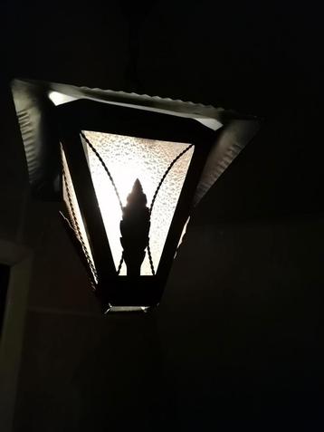 Antieke smeedijzeren plafondlamp