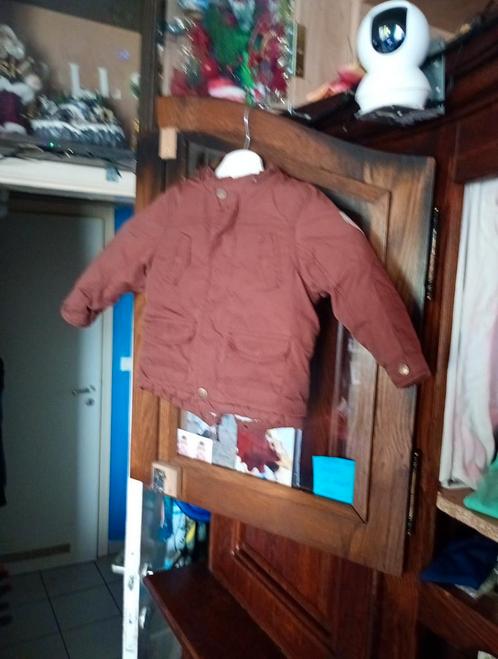 Veste bébé 18 moi vous l'acheter sur vinted voir la descript, Auto diversen, Wieldoppen, Gebruikt, Ophalen of Verzenden