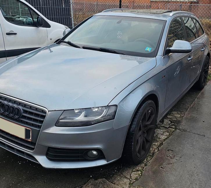 Audi A4 Avant B8 Diesel, Autos, Audi, Particulier, A4, Diesel, Euro 5, Break, 5 portes, Automatique, Argent ou Gris, Noir, Cuir