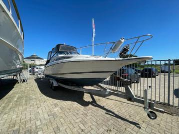 Rinker fiesta vee 260 5.7 L V8 mercruiser vaarklaar beschikbaar voor biedingen