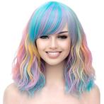 Carnaval pruik schouderlang bob model in pastel kleuren met, Handtassen en Accessoires, Uiterlijk | Haarverzorging, Nieuw, Pruik of Haarverlenging