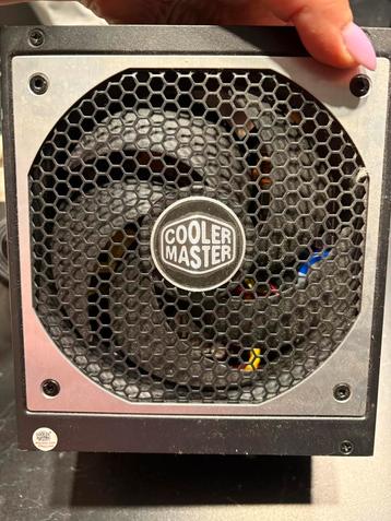 Cooler Master V Series V1000 beschikbaar voor biedingen