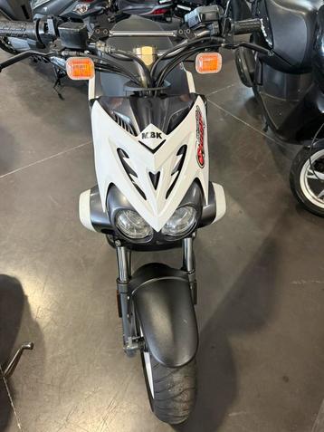MBK STUNT 2010 1000KM ALS NIEUW 2450€! beschikbaar voor biedingen