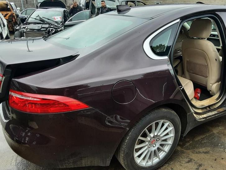 SPATBORD RECHTS ACHTER Jaguar XF (X260) (01-2015/-), Auto-onderdelen, Carrosserie, Spatbord, Jaguar, Achter, Rechts, Gebruikt