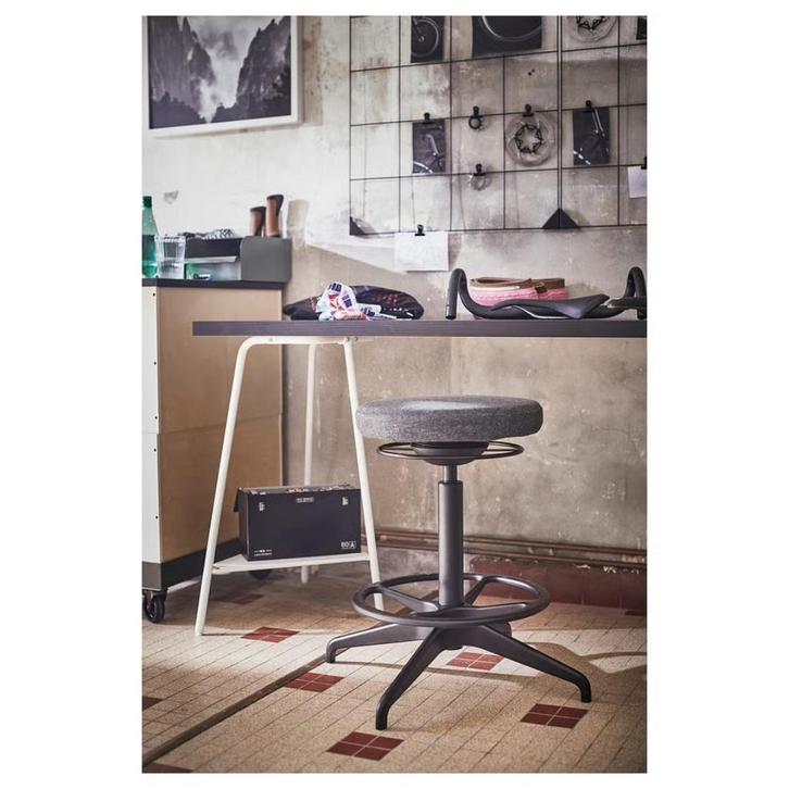 2 x IKEA TILLSLAG Schraag wit metaal nieuw in doos v. bureau, Huis en Inrichting, Bureaus, Nieuw, Bureau, Ophalen of Verzenden