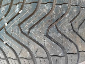 235/60/16 gripmax banden jeep/mpv/bus  beschikbaar voor biedingen