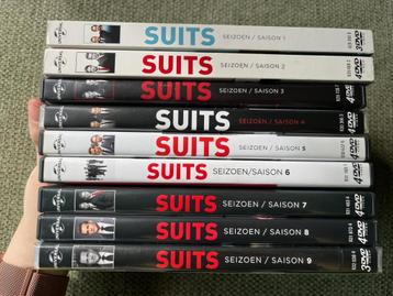 Suits, de complete serie beschikbaar voor biedingen