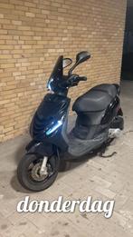 Zip iget a klasse, Fietsen en Brommers, Scooters | Piaggio, Ophalen, Zo goed als nieuw, Zip