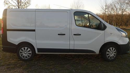 Renault trafic 1.6D Bj 2017(EURO6B) 72000km!!! LICHTE VRACHT, Auto's, Bestelwagens en Lichte vracht, Bedrijf, Te koop, Airbags