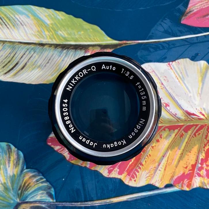 Nikon Nikkor-Q Auto 135mm f3.5 *perfecte staat, Audio, Tv en Foto, Fotocamera's Analoog, Nikon