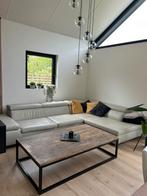 Houten salontafel met zwart stalen frame, Huis en Inrichting, Tafels | Salontafels, Ophalen