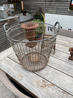 Oude mand, Ophalen, Zo goed als nieuw, Mand