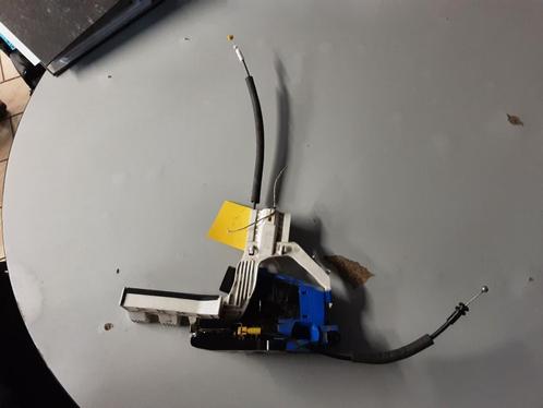 PORTIERSLOT LINKS VOOR Kia Sportage (QL) (01-2015/09-2022), Auto-onderdelen, Carrosserie, Kia, Voor, Links, Gebruikt