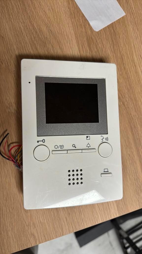 Aiphone GT-1M3 binnenstation (videofoon) - Gebruikt, Huis en Inrichting, Deurbellen, Gebruikt, Bedraad, Compatibel met smartphone