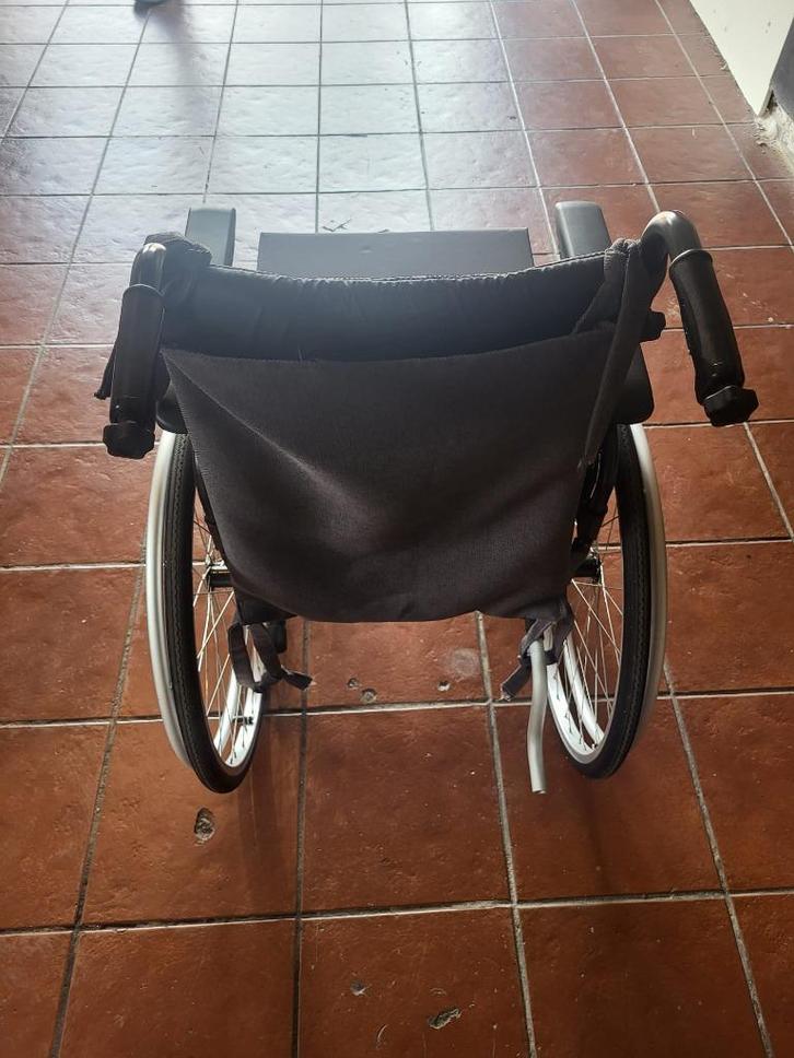Opvouwbare Rolstoel met uitneembare wielen, Diversen, Rolstoelen, Zo goed als nieuw, Duwrolstoel, Ophalen
