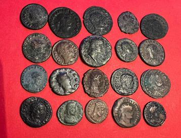 20 Romeinse munten bieden vanaf €1 voor het volledige lot.