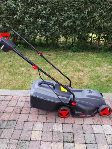Top Powerplus 1300W/32cm grasmaaier in zeer goede staat,  beschikbaar voor biedingen