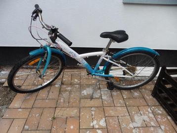 Meisjesfiets 24 inch met versnellingen beschikbaar voor biedingen