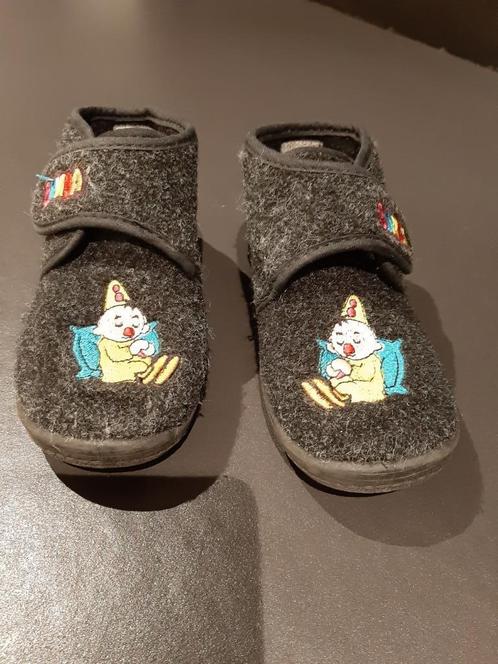 Bumba pantoffels maat 26, Kinderen en Baby's, Kinderkleding | Schoenen en Sokken, Zo goed als nieuw, Overige typen, Jongen of Meisje