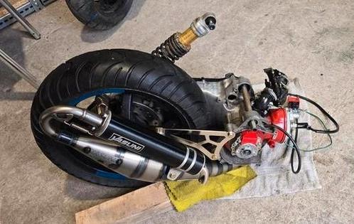 Aerox moterblok 88 cc nieuw plug and play, Fietsen en Brommers, Brommeronderdelen | Algemeen, Cilinder, Ophalen