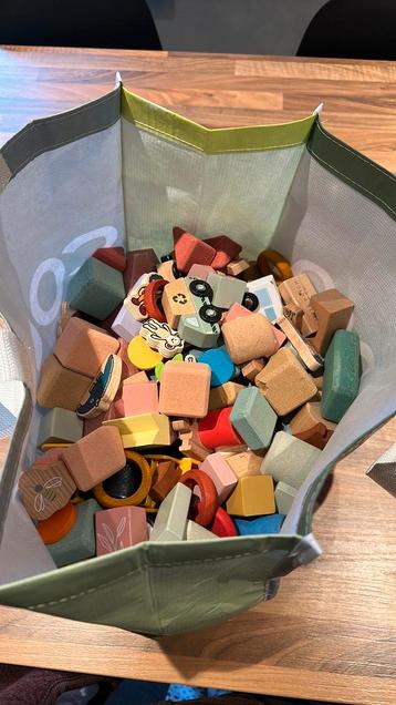 Grapat en Little Dutch blokken en treinstation beschikbaar voor biedingen