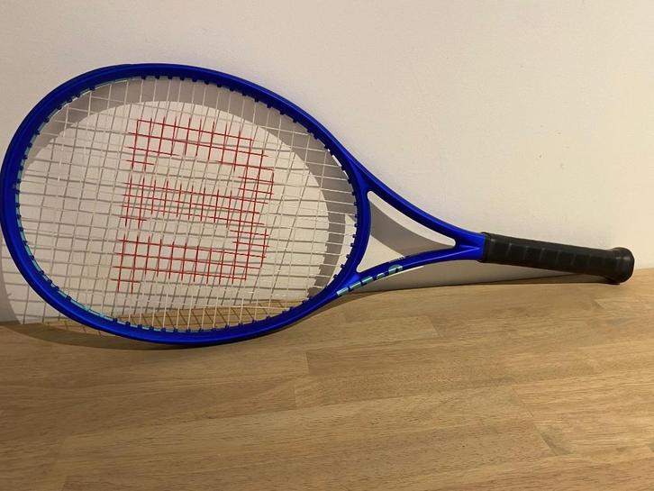 Nieuw tennisracket Wilson met tennistas, Sport en Fitness, Tennis, Nieuw, Racket, Wilson, L1, Ophalen