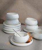 12 pers servies set, Huis en Inrichting, Ophalen of Verzenden, Zo goed als nieuw, Overige stijlen, Porselein