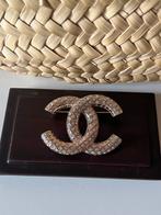 Chanel Brooche met Kristallen Champagne Goud, Handtassen en Accessoires, Broches, Met kristal, 4 tot 7 cm, Ophalen of Verzenden