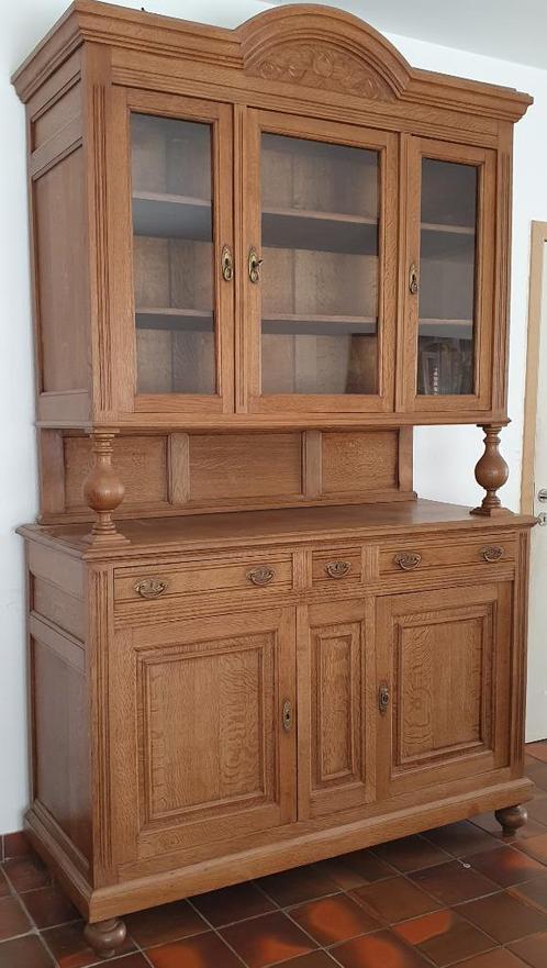 Grand buffet double corps - vaisselier en chêne avec vitrine, Maison & Meubles, Armoires | Buffets, Utilisé, 200 cm ou plus, 100 à 150 cm