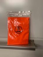 Originele saab fluo vest, Ophalen