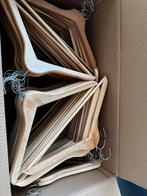 80 houten kleerhangers / kapstokken, Vêtements | Femmes, Cintres, Enlèvement, Comme neuf