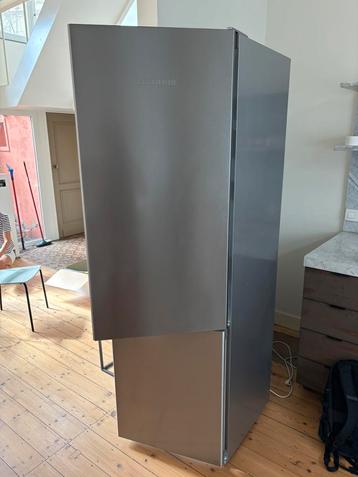 Frigo combi Liebherr beschikbaar voor biedingen