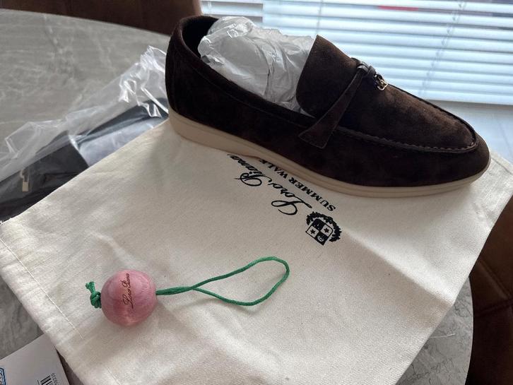 Loro Piana brun n41                                   150€, Vêtements | Femmes, Chaussures, Neuf, Autres types, Brun, Enlèvement ou Envoi