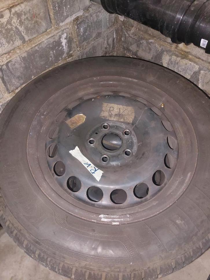 Winterbanden met velgen., Auto-onderdelen, Banden en Velgen, Velg(en), Winterbanden, 16 inch, 215 mm, Personenwagen, Gebruikt