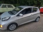 ️ Kia picanto 1.0 heel zuinig ️, Auto's, Kia, Voorwielaandrijving, Euro 5, Zwart, Handgeschakeld